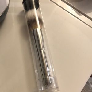 IT COSMETICS CC+ AIBRUSH POWDER BRUSH